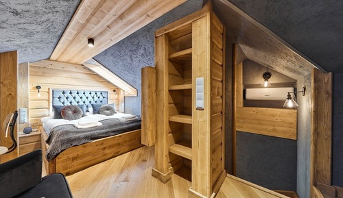 Deluxe Apartment (503 without SPA, no Pool access)