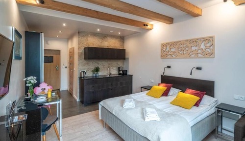 Studio (014 with SPA, Pool access)