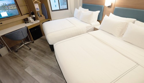 Premium Room, 1 Queen Bed, Accessible (Communications)
