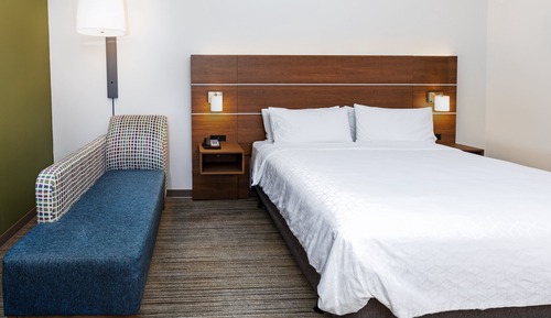 Standard Room, 1 King Bed