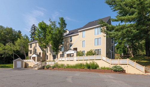 Condo, 3 Bedrooms