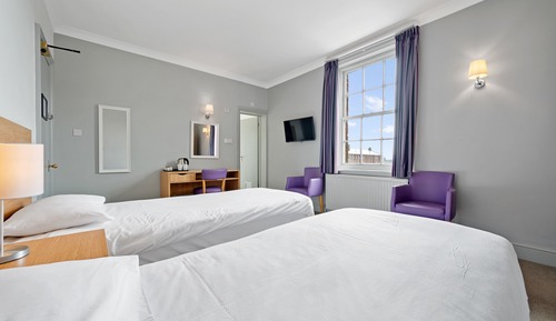 Standard Twin Room