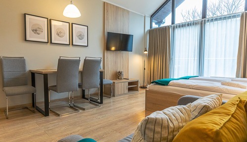 Family Studio Suite