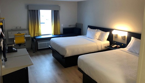 Room, 2 Queen Beds, Non Smoking