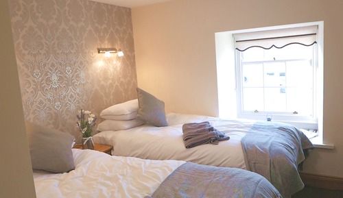 Double or Twin Room (with Bath and Shower)