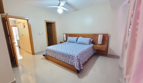 Apartment, 1 Bedroom, Balcony, Mountain View