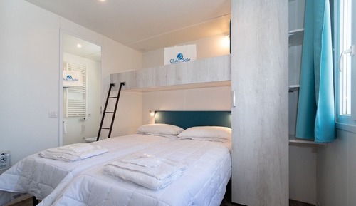 Deluxe Mobile Home, 2 Bedrooms, Garden View