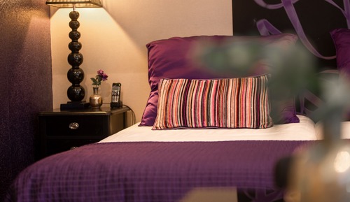 Double Room, Canal View (small)