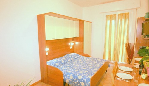 Studio (2 pax)