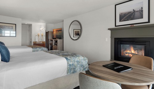 Deluxe Queen Studio, 2 Queen  Beds, Ocean View 