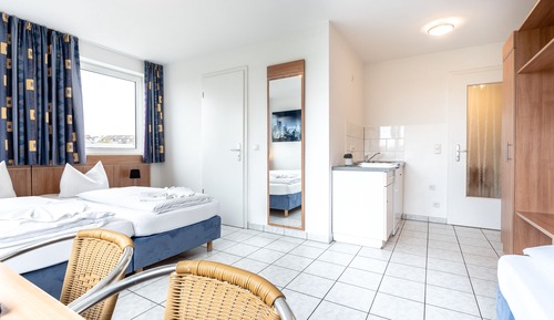 Basic Apartment for 3 people with Kitchenette