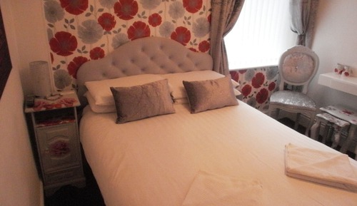 Standard Double Room, Ensuite (Room 5.)