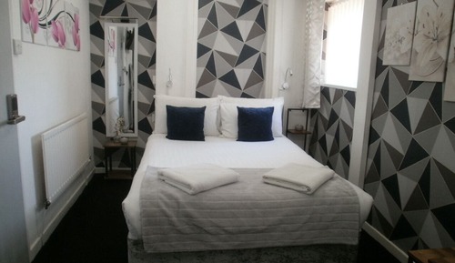 Double Room, Ensuite ( 2)