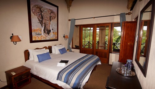 Room, River View