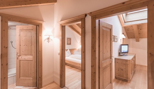 Traditional Apartment, Kitchen, Mountain View (Alpenrose Deluxe)