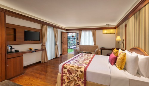 Superior Room with complimentary shuttle to Mall Road till 7 pm