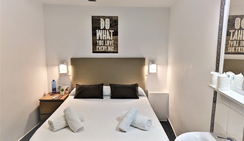 Basic Double Room, 1 Double Bed, Shared Bathroom