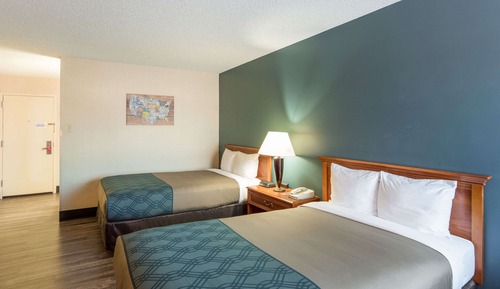 Standard Room, 2 Double Beds, Non Smoking