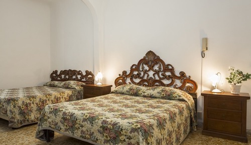 Double or Twin Room, Private Bathroom