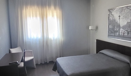 Basic Double Room, 1 Double Bed