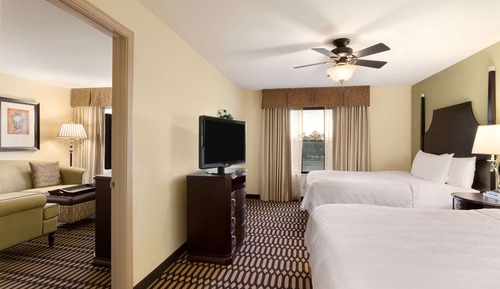 Suite, 2 Queen Beds, Accessible, Bathtub