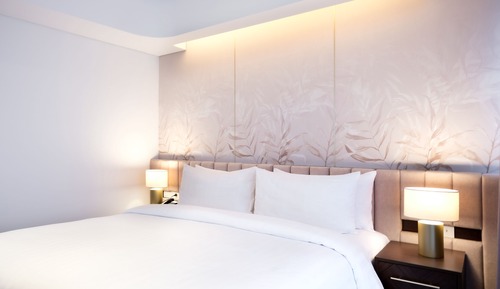 Premier King Room