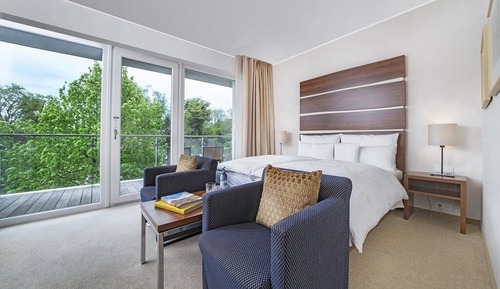Small Double Room - Landsite