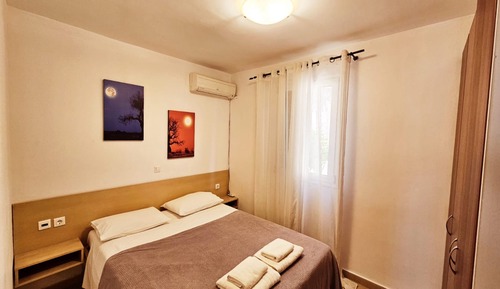 Apartment, 1 Bedroom, Garden View