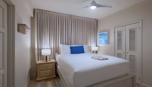Suite, 2 Bedrooms, Balcony, Oceanfront (Reef House)