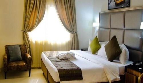 Signature Room