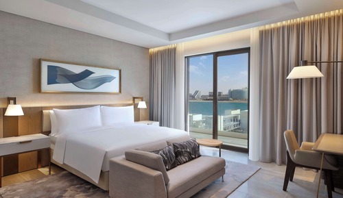 Deluxe Suite, 1 Bedroom (Theme Park Access)