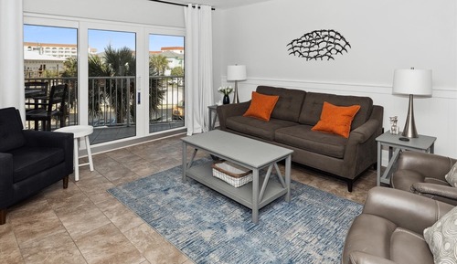 Condo, 2 Bedrooms
