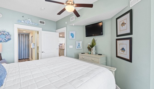 Condo, 2 Bedrooms (1808)