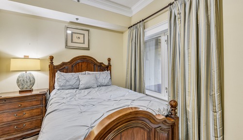 Penthouse, 3 Bedrooms (2203 Tower I)