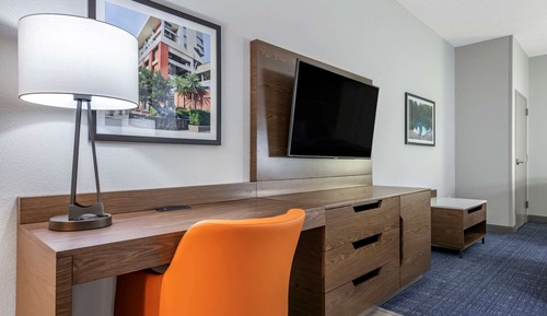 Suite, Multiple Beds, Accessible, Non Smoking
