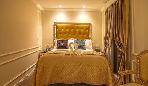Luxury Class Asscessible Suite