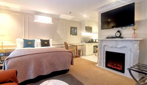 Luxury Class Junior Suite