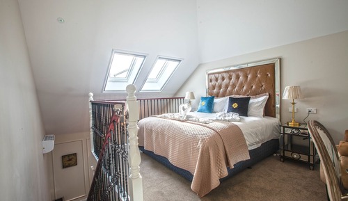 Luxury Class Deluxe Duplex Suite