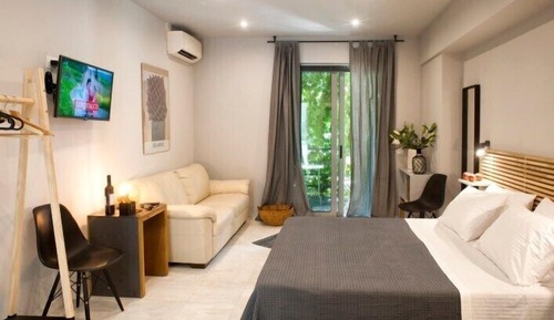 Studio, Balcony (BES #07)