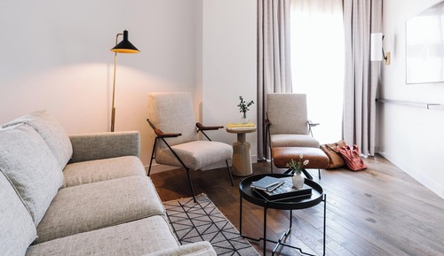 Room, 1 King Bed, Non Smoking, River View (Urban)
