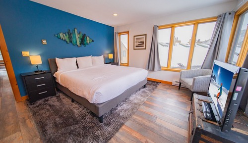 Deluxe Condo, 1 Bedroom, Balcony, Mountain View (Montezuma 1771)