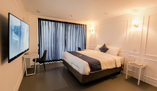 Standard Double Room, 1 Bedroom, Partial Ocean View