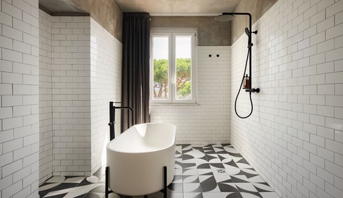 Suite, Bathtub
