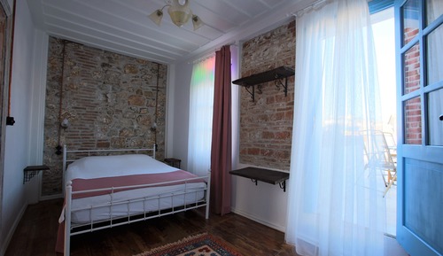 Luxury Triple Room, Garden Area