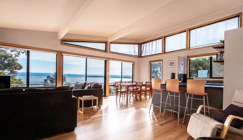2 Bedroom House with Ocean Views