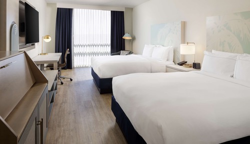 Room, 2 Queen Beds (Shower Only)