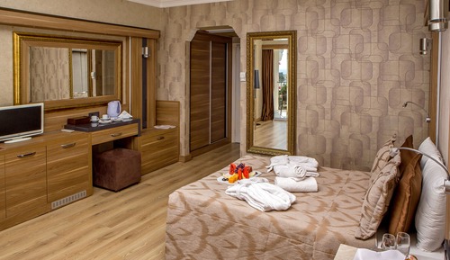Standard Double or Twin Room, Garden View