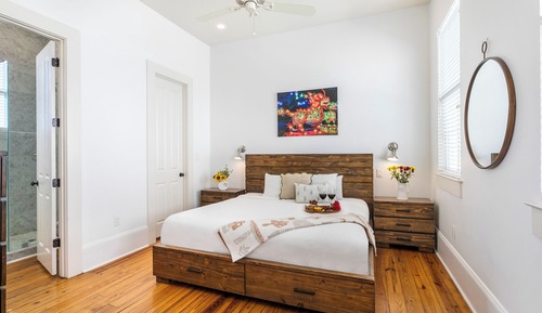 Luxury Condo, 3 Bedrooms, Balcony, Courtyard View