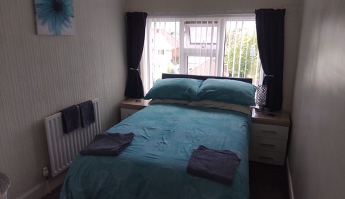 Double Room (with Small Double Bed)