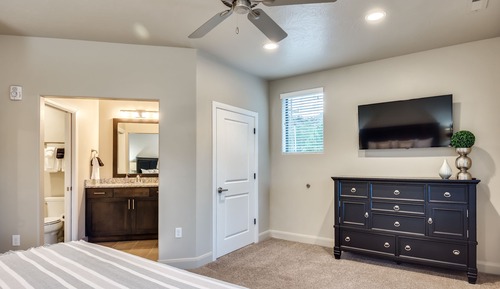 Luxury Villa, 2 Bedrooms, Kitchen, Garden View (The Aspen)
